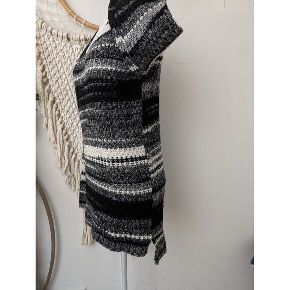 Elsamanda wool blend sweater - Picture 6 of 12